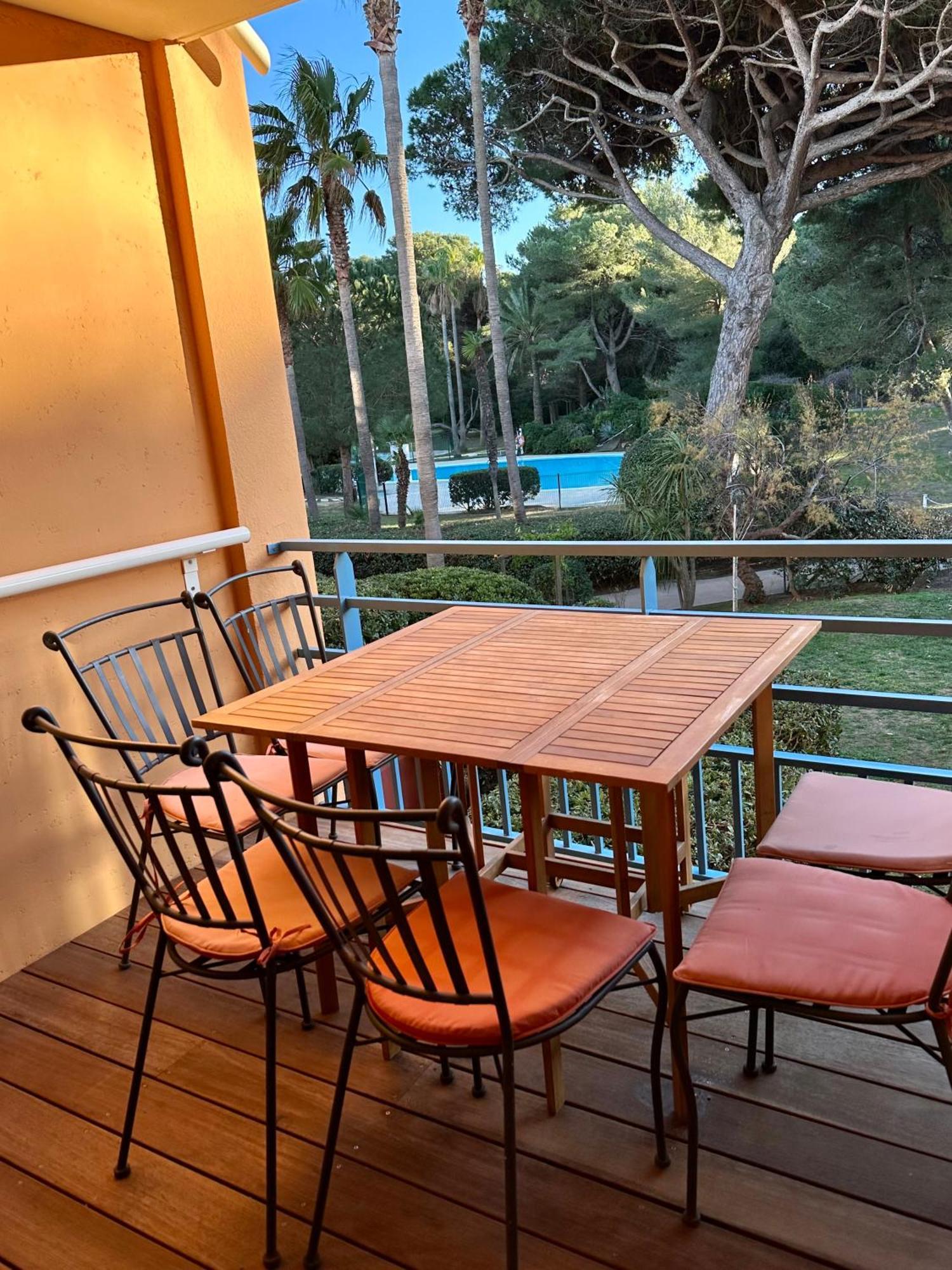 Bergerie Renove Clim Balneo Piscine Jardin Mediterraneen Apartment